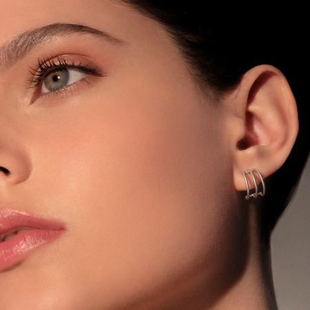 Brinco-Argola_Rings_vestida_Ag