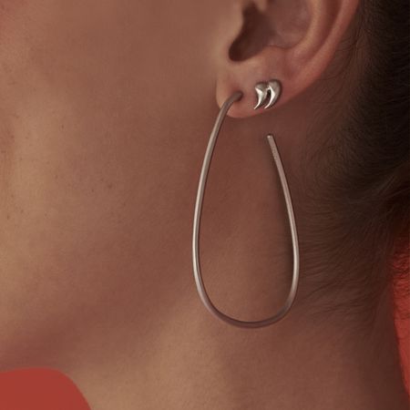 brinco-espeto-entre-aspas