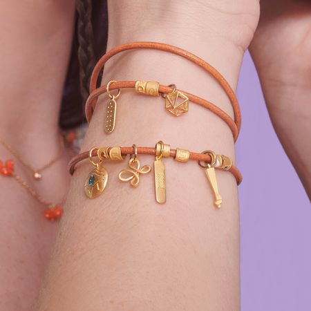 Pingente-Biscoito-e-Pingente-Curativo