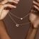 stills-vestida--espapulario-amor-ouro-SITE