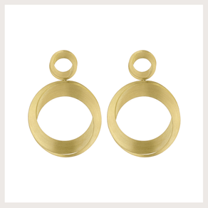 brinco-me-envolve-demais